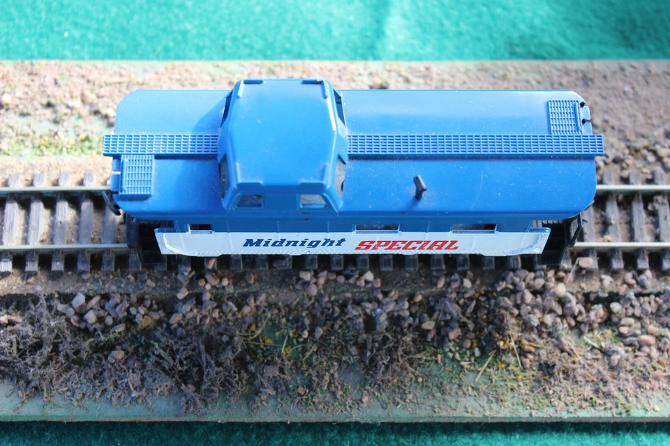 Tyco Caboose Midnight Special HO scale Used - Image 3 of 4
