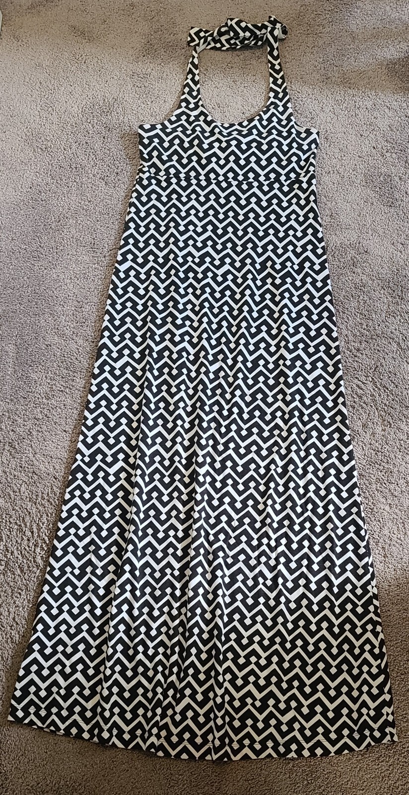 SMALL BLACK & WHITE GEOMETRIC PATTERN HALTER MAXI… - image 1