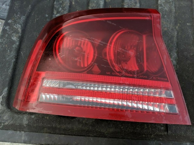 2006 2007 2008 DODGE CHARGER DRIVER SIDE TAIL LIGHT BRAKE LIGHT LEFT