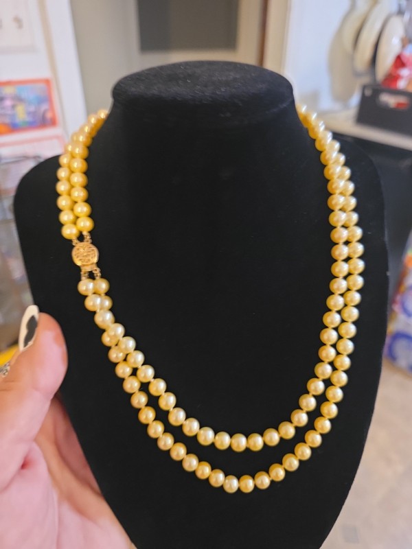 Stunning Vintage Cultered Pearl 2 Strand Necklace With 14k Yellow Gold Clasp 20"