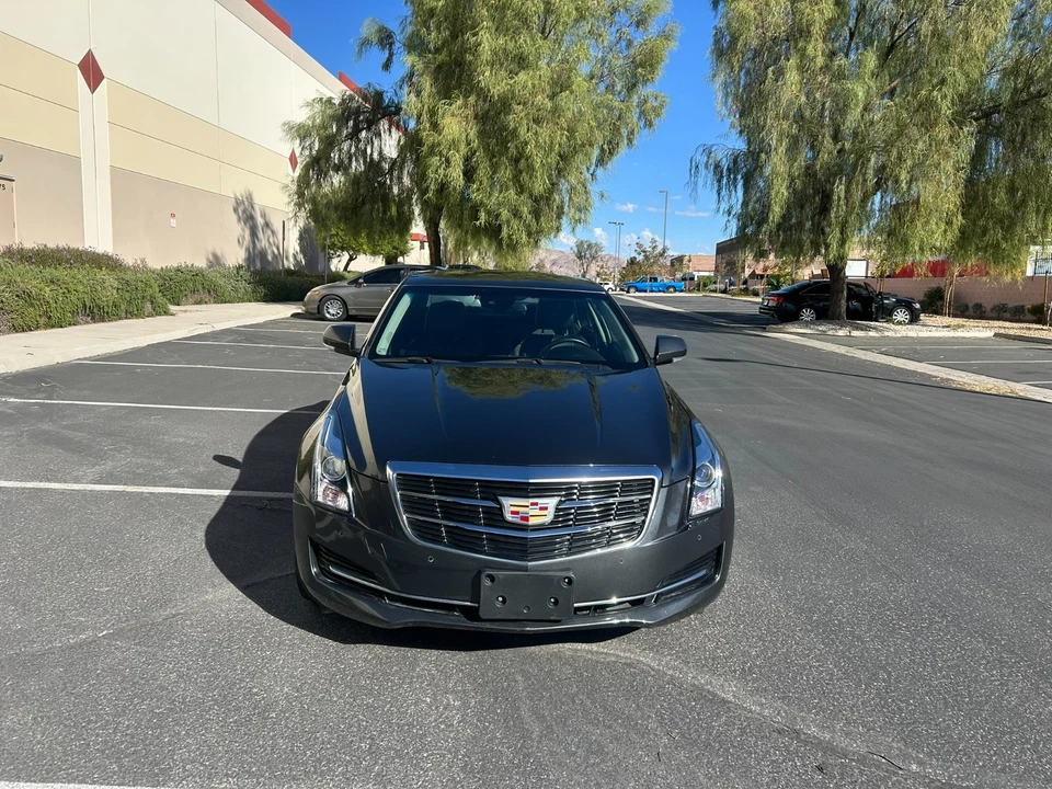 Cadillac ATS 2018 sedán de lujo 2017 2019 2020 Foto 3 de 4