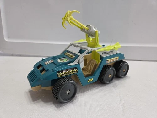 G I JOE HASBRO DINO HUNTER JEEP ONLY- MOSTLY COMPLETE