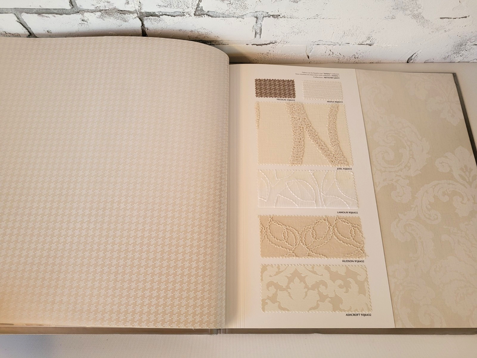 Wallpaper Sample Book Large JF Joanne Fabrics Arts Crafts w/Fabric Swatches