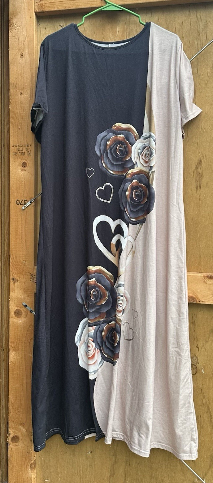 Women’s Black/Beige Floral Heart Print Short Sleeve Maxi Dress One Size