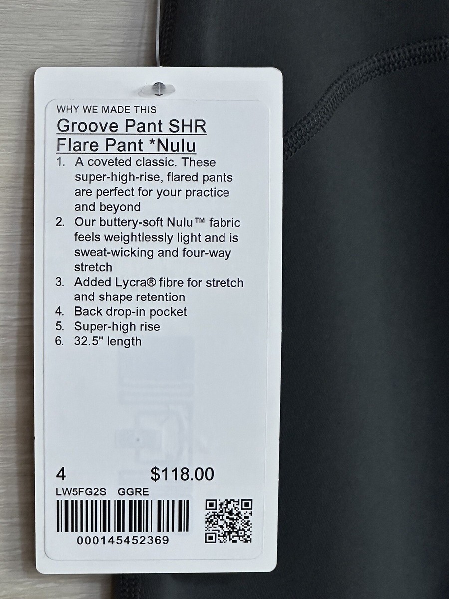 ♪新品Lululemon Groove ヨガパンツ　ネイビー S(4) ♪新品Lululemon Groove ヨガパンツ ネイビー S(4) - メルカリ