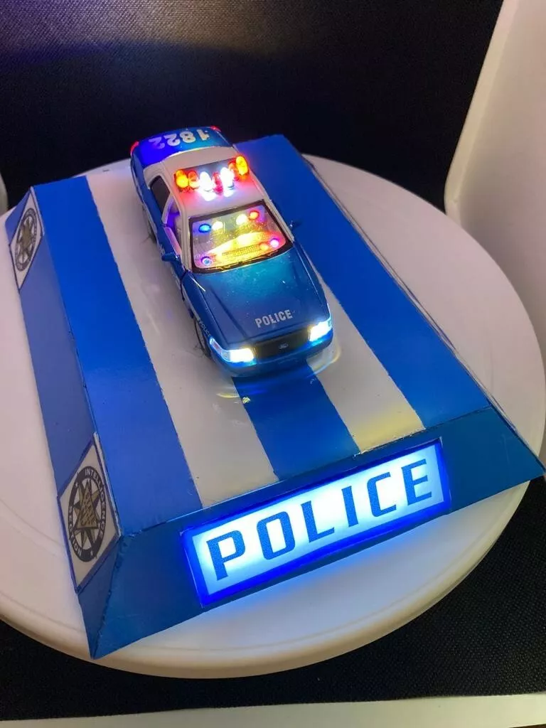 Diecast police car models with working lights deals