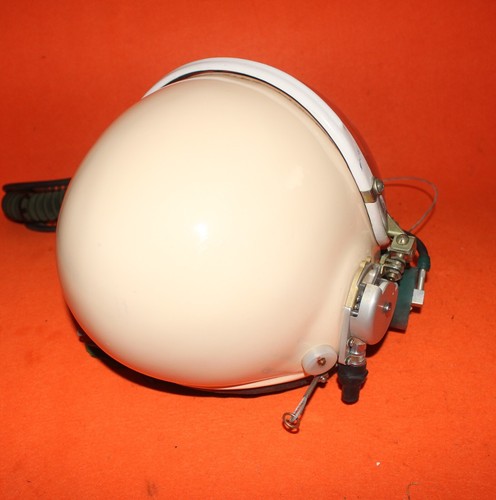 Surplus Fighter Pilot High Altitude Sealed Helmet Full Set $: 599.9 - Picture 16 of 20
