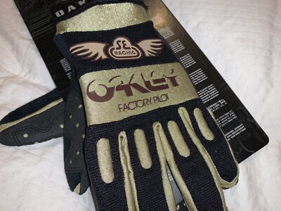 RARE🔥 Oakley x SE Bikes Racing Factory Pilot Gloves Limited