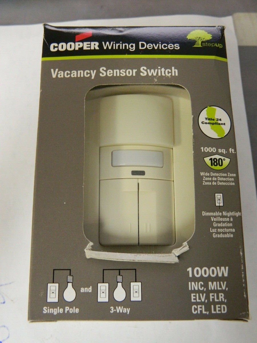 Cooper 1,000 Square Cov Infrared Vacancy Sensor Dual Switch