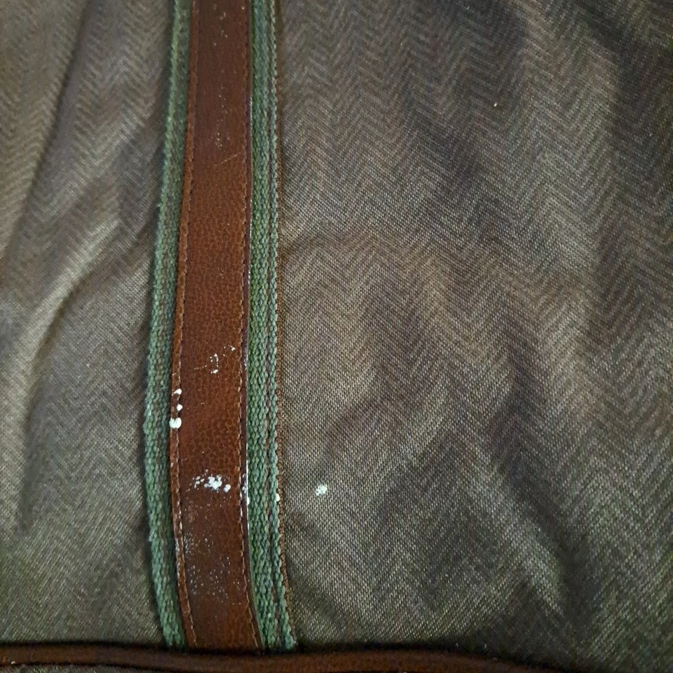 Polo vintage de Ralph Lauren para pasar la noche/llevar. Color-Tonos de marrón/verde. Foto 3 de 4