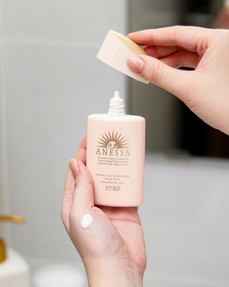 Protector solar UV Anessa Perfect leche suave FPS50+ PA++++ 60 ml [Envío gratuito a EE. UU.] Foto 4 de 4