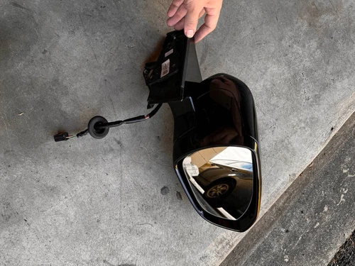 2017 2018 2019 2020 2021  Chevy CHEVROLET BOLT RH DOOR MIRROR