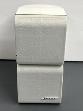 Altavoz giratorio Bose Double Cube estilo de vida Acoustimass blanco ártico individual 6,25"