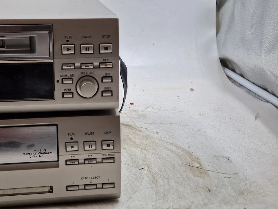 Sanyo MDG-007 Md Deck & CP007 CD Wechsler - Für Teile, Ohne Kabel - Bild 4 von 4
