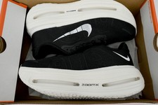 NIKE Vomero Premium Black White