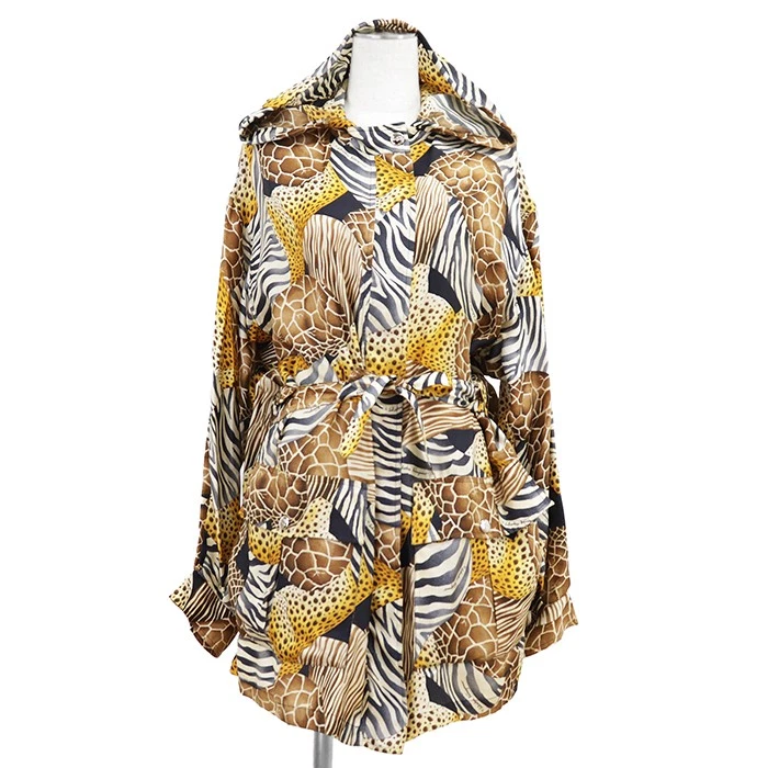 ジャケット・アウター 90s Salvatore Ferragamo silk coat Vintage Salvatore Ferragamo Silk Quilted Jacket Italian Designer