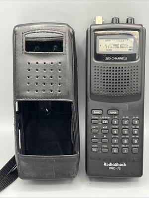 RadioShack PRO-75 200 Channel Handheld Scanner w/ Case Tested Works