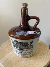 EVAN WILLIAMS KENTUCKY BOURBON EARTHSTONE CERAMIC JUG  1980 EMPTY