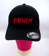 PORT AUTHORITY Flexfit Hat Cap Phenom Black  Red S/M