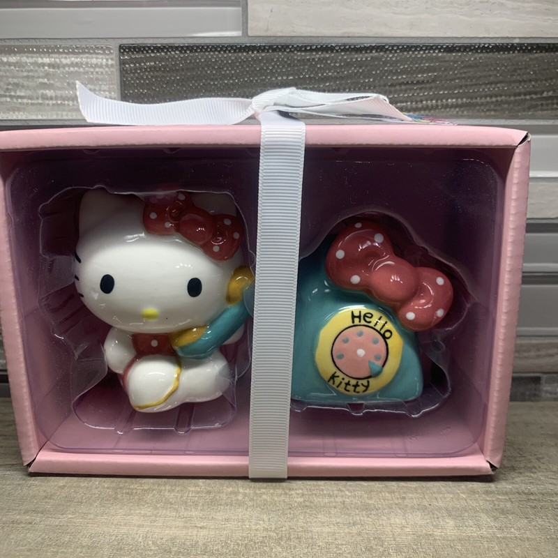 New Blue Sky Clayworks Hello Kitty & Telephone Salt & Pepper Shakers New In Box