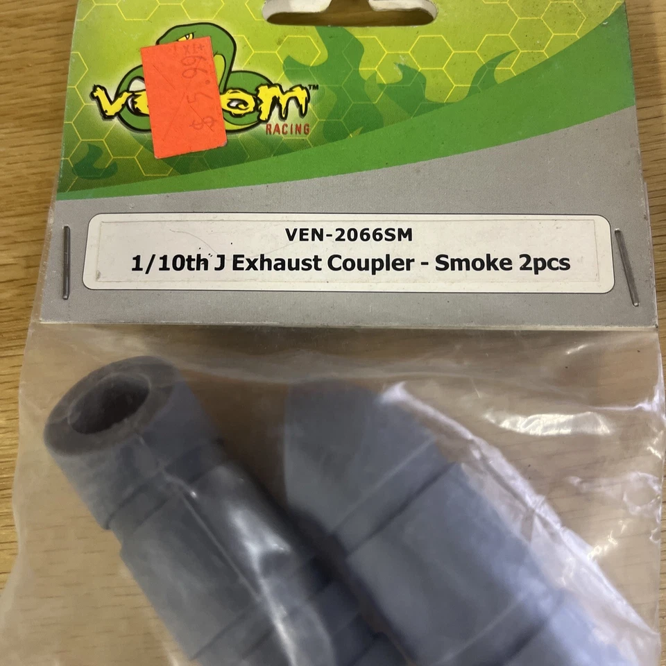 Acoplador de escape Venom Racing VEN2066 sm 1/10th J humo 2 piezas radiocontrol vintage Foto 2 de 3