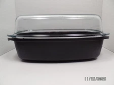 Pampered Chef 4.25 qt Black Covered Roaster Cast Aluminum with Glass Lid