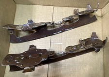 Vintage UNION HARDWARE CO Metal Ice Skates Clover Leaf Centers