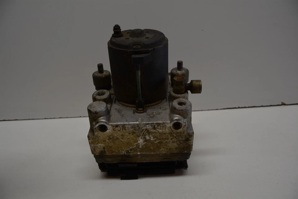 1996 MAZDA MPV ANTI LOCK BRAKE PART ABS PUMP OEM, 545-50497 - Image 4 of 4