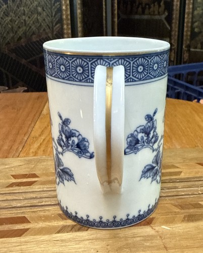 Williamsburg Mottahedeh Imperial Blue Coffee Mug 1991 Flawed READ - Picture 4 of 8