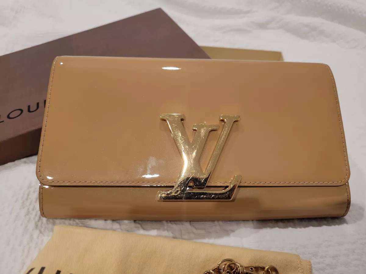 Louis Vuitton Nude clutch Bag Patent Leather FL2165 Great Condition