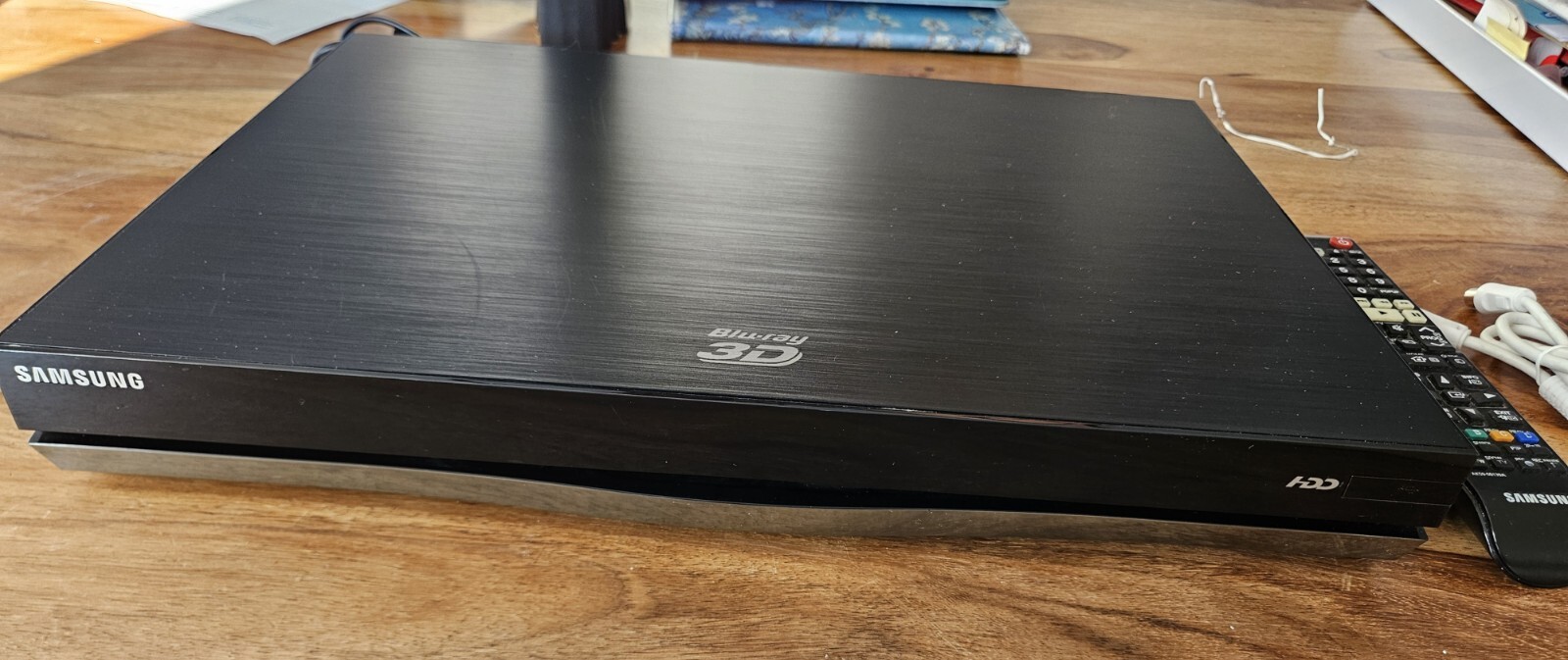 Samsung BDE8300 3D BlurayPlayer/Recorder 320 GB Festplatte Top