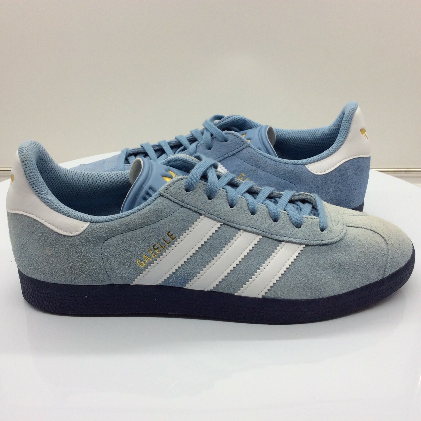 LIGHT BLUE GAZELLE TRAINERS BLUE SOLE 