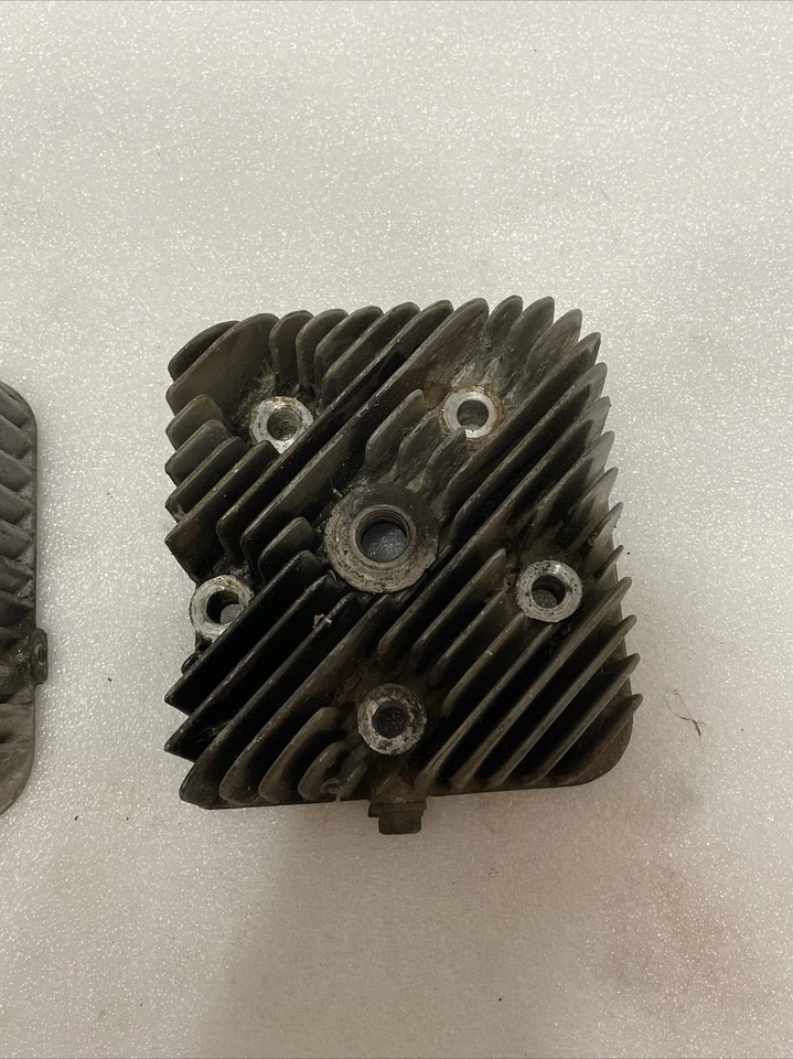 John Deere 1972 moto de nieve 340 CCW culatas OEM JD 340cc Foto 2 de 4