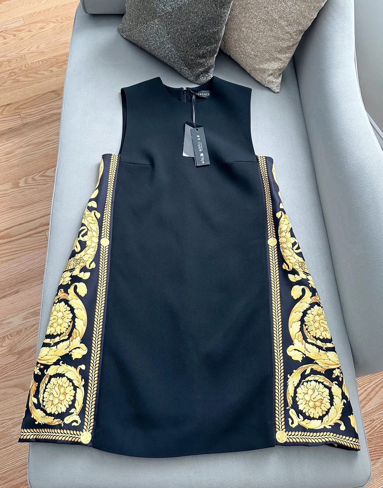 Mini abito senza maniche barocco Versace con pannelli