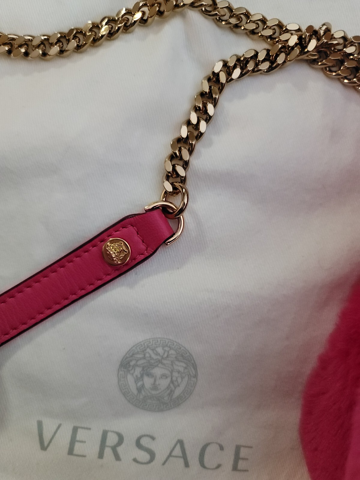 AUTH. LIMITED VERSACE FUCHSIA QUILTED FAUX FUR VIRTUS V CHAIN STRAP BAG image 5