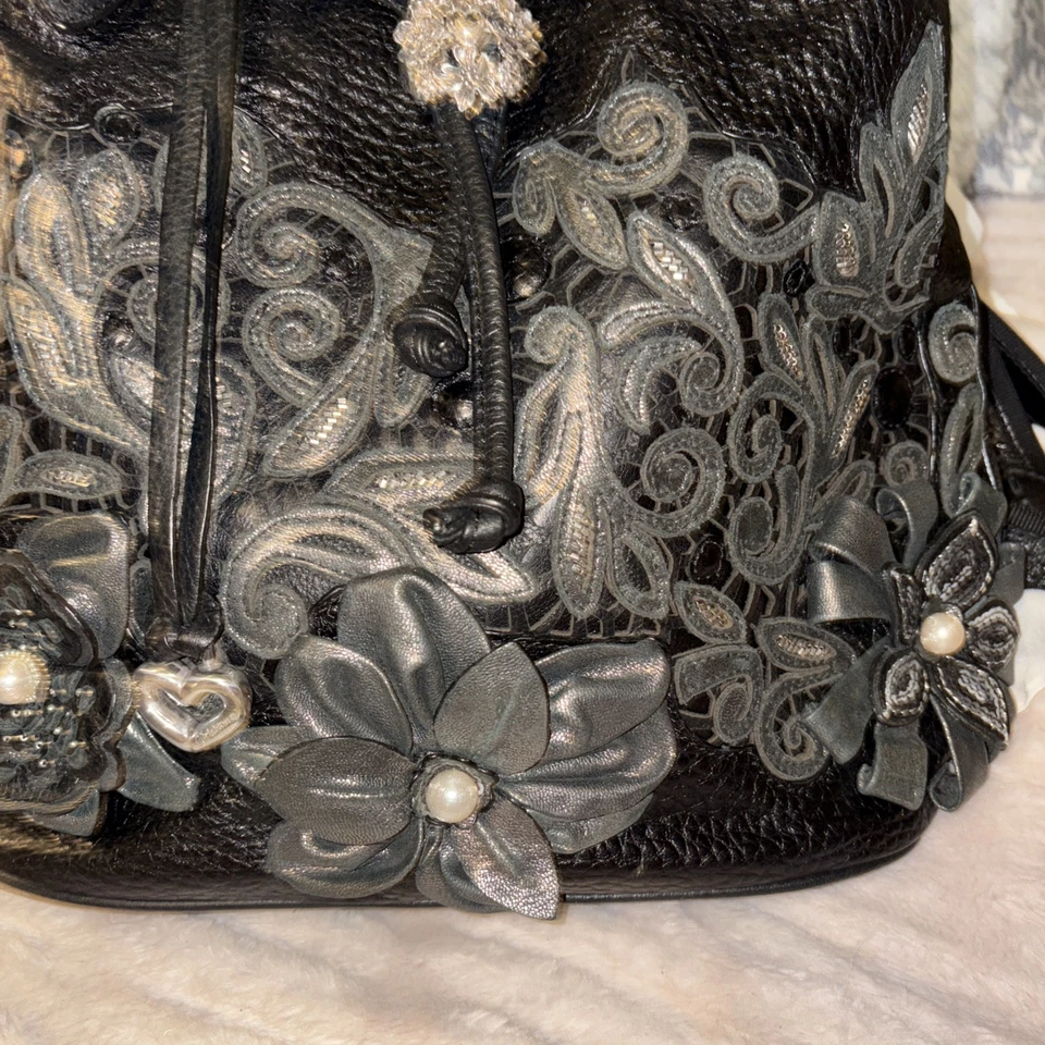 BRIGHTON MASTERPIECE COLL. BLACK CATCH THE MOON CROSSBODY BUCKET HANDBAG MP $575 - Image 2 of 4