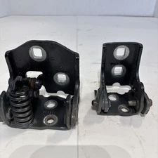 2011 Chevy traverse passenger side rear door hinges