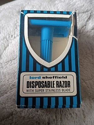 vintage Lord Sheffield Disposable Razor JS322