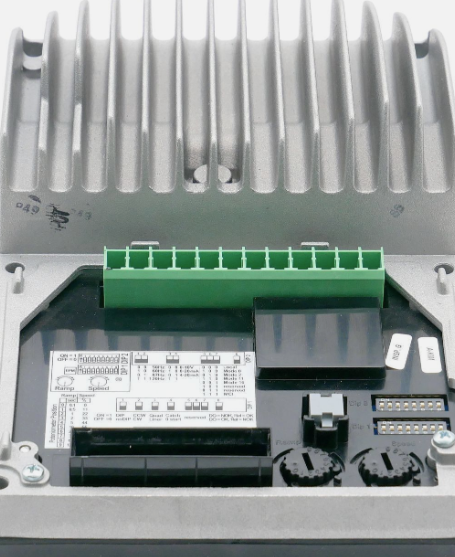 Lenze Motec 8400 E84DGDVB75142GS – Neuf Sous Emballage Ouvert