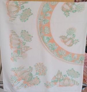 Small Vintage White Patterned Tablecloth. 34x30ins
