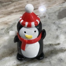 Vintage Plastic Penguin With Scarf And Hat Wind Up Toy Not Working