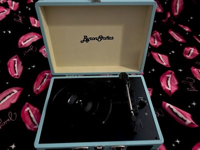 Never Used. Teal. Turntable ByronStatics Vinyl Record Player. New!