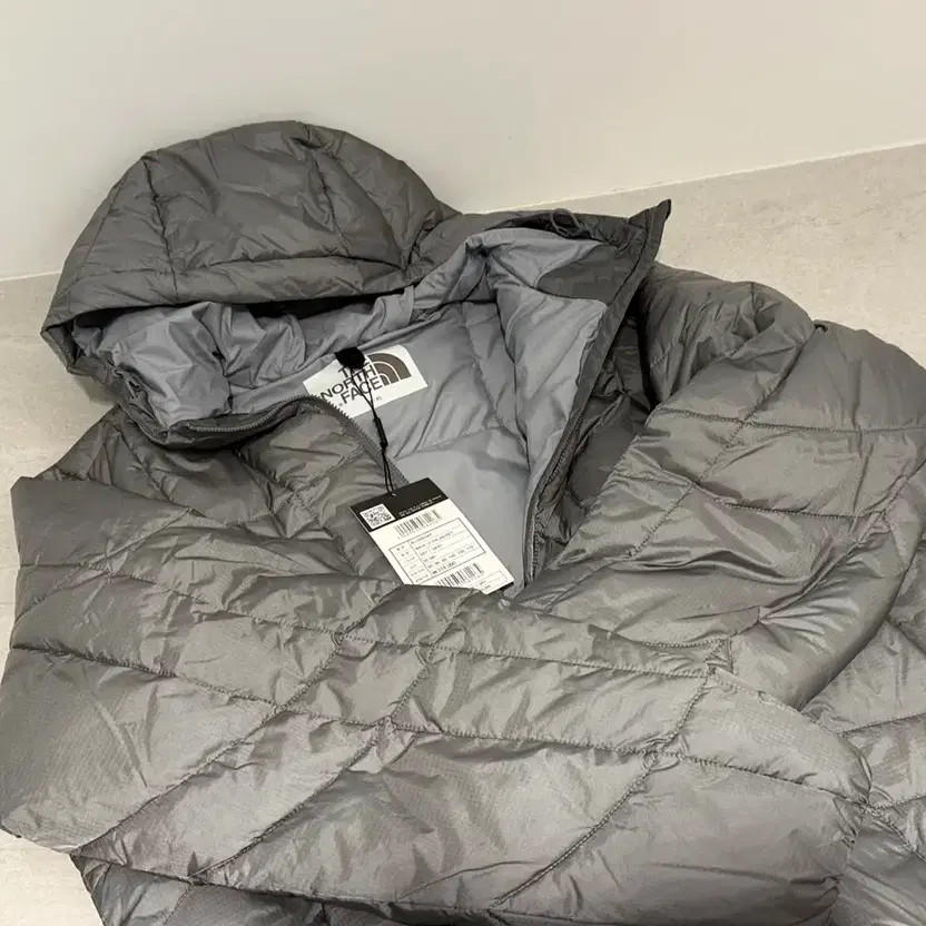 The North Face WAVE LT Padding Outer Jacket - Gra… - image 1