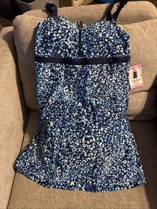 Women’s Small Lands End Swim Dress New