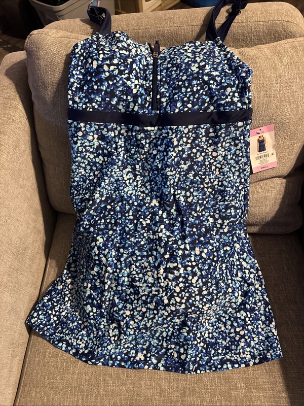 Women’s Small Lands End Swim Dress New