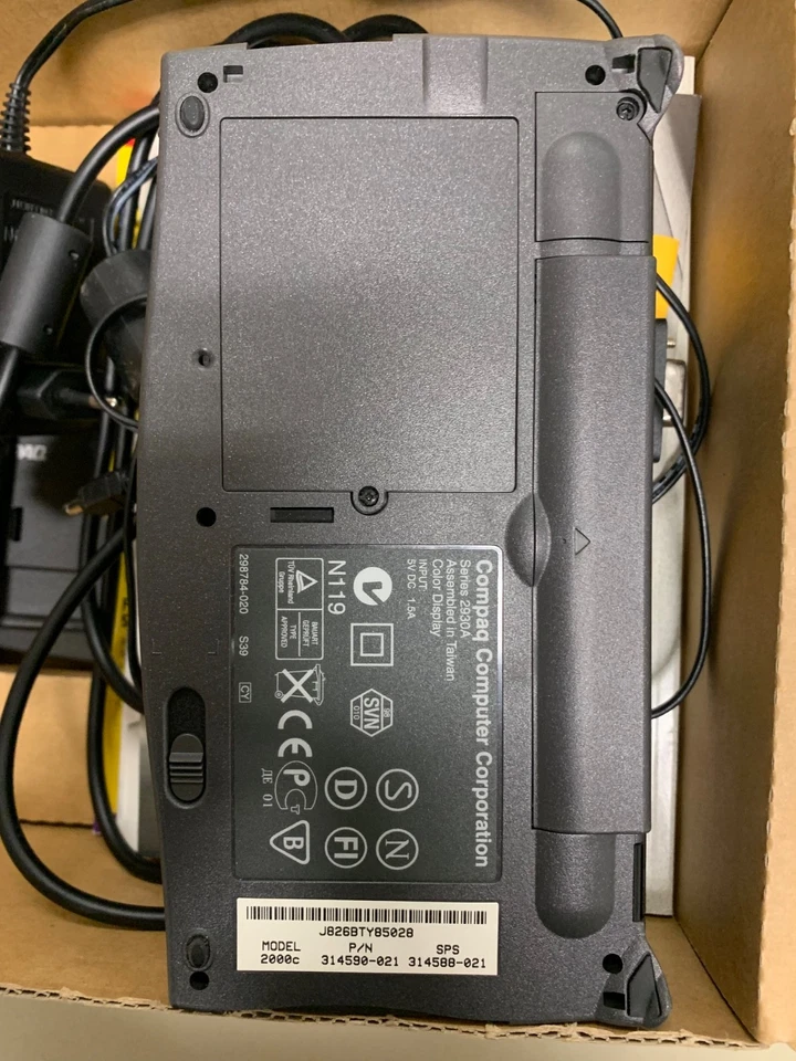 PC portátil Compaq serie C Windows CE - PDA vintage, funciona, con cargador Foto 4 de 4