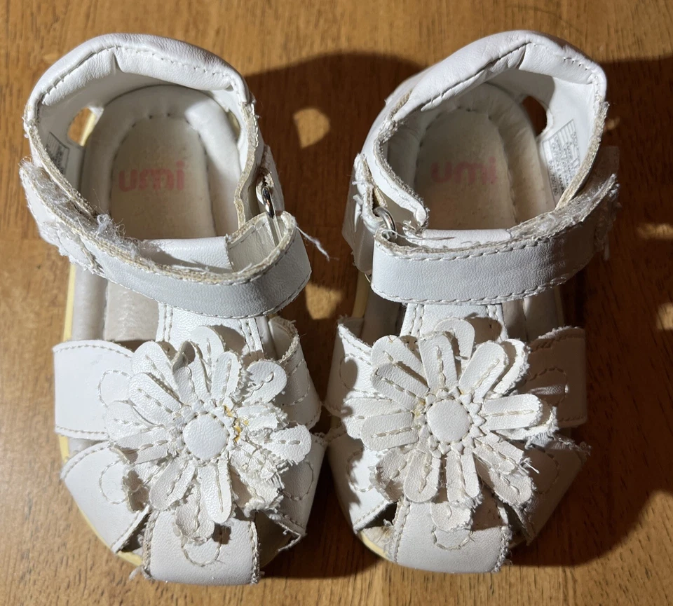 Sandalias para bebé niña UMi - blancas y plateadas.   T30 Foto 3 de 4