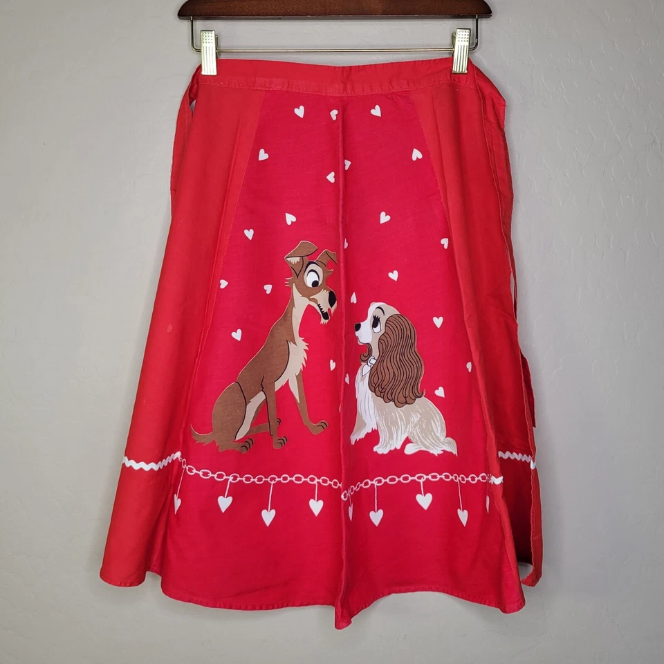 Vintage Lady And The Tramp Half Apron Red Hearts Dogs Pre-owned  - Image 2 of 4