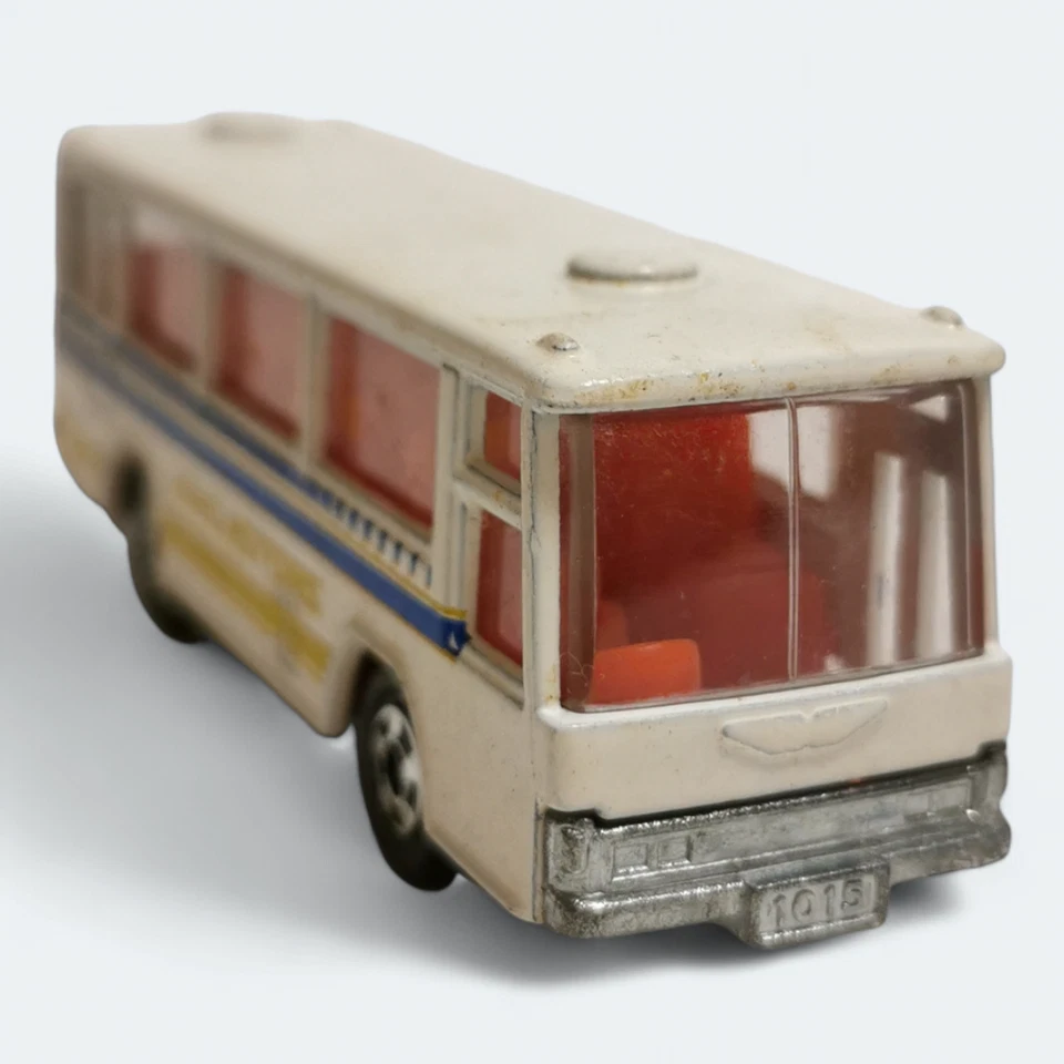Vintage Tomica HINO RAINBOW SKELETON BUS #41 White Diecast Car Model Toy 1/116 - Image 2 of 4