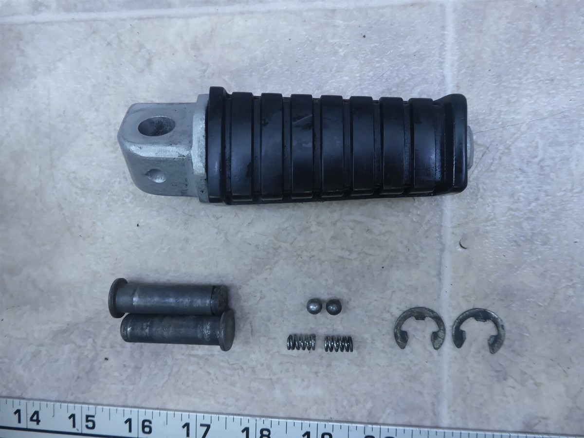 ぐりたん　0628 Piranha - 28mm Rotating Intake - WHS-3246 - Carb Intakes